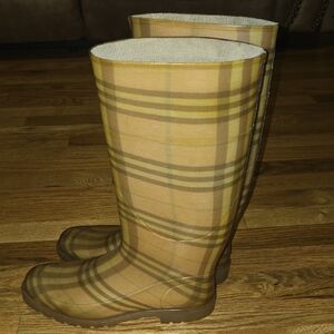 Burberry Tan Plaid Rain & Snow Boots